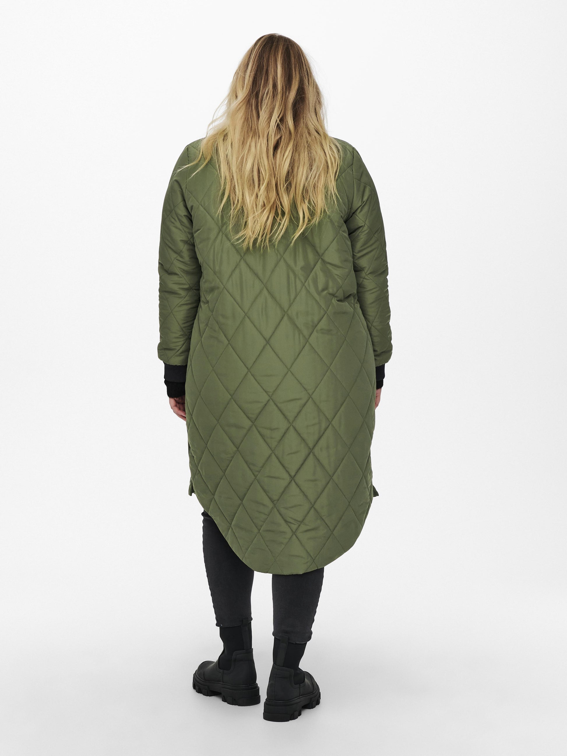 CarCarrot Long Quilted Jacket-Pluspige