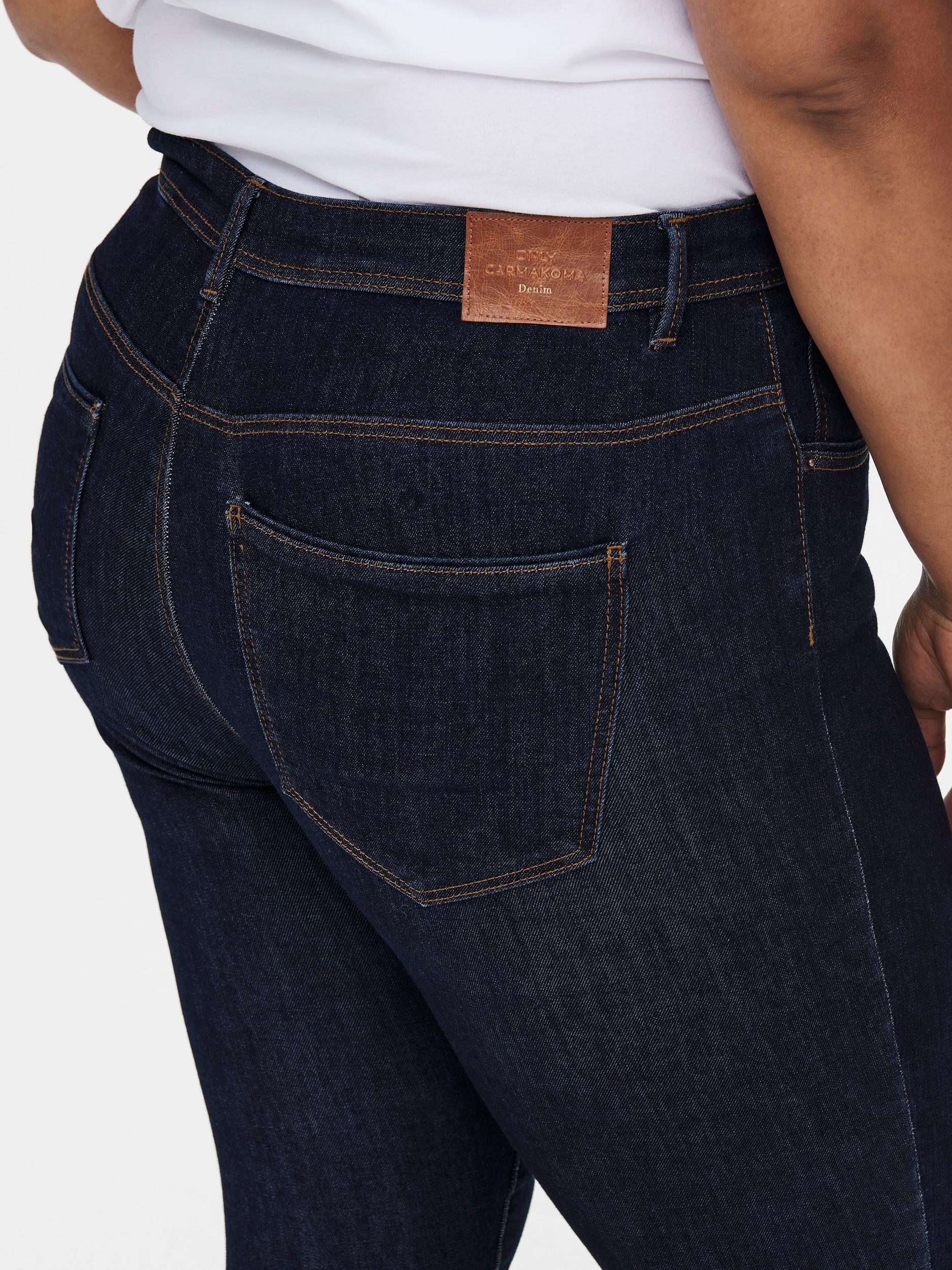 Mørkeblå jeans med smalle ben fra Carmakoma-Pluspige