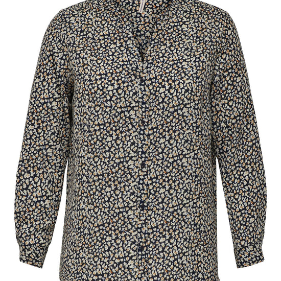 Skjorte med print fra Carmakoma-Pluspige