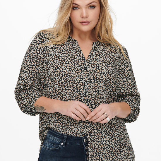 Skjorte med print fra Carmakoma-Pluspige