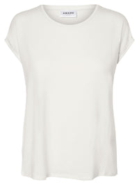 Fin t-shirt fra Vero Moda Curve-Pluspige