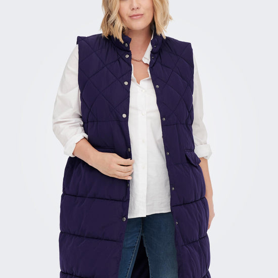 Smart quiltet vest fra Carmakoma-Pluspige