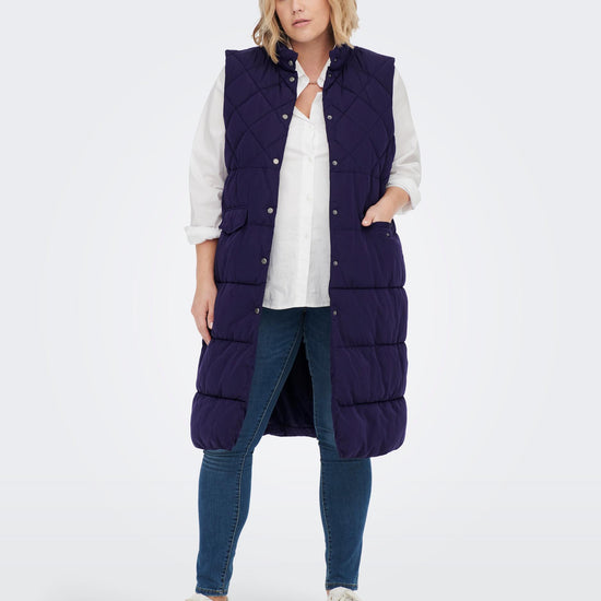 Smart quiltet vest fra Carmakoma-Pluspige