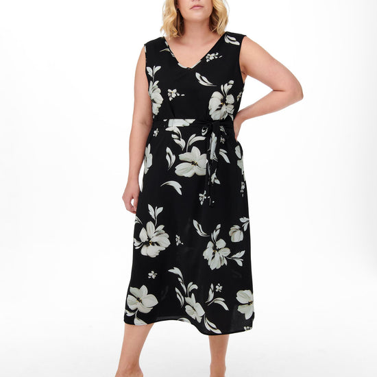 Carluxmille kjole fra Carmakoma-Pluspige