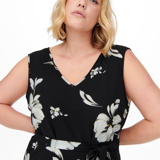 Carluxmille kjole fra Carmakoma-Pluspige