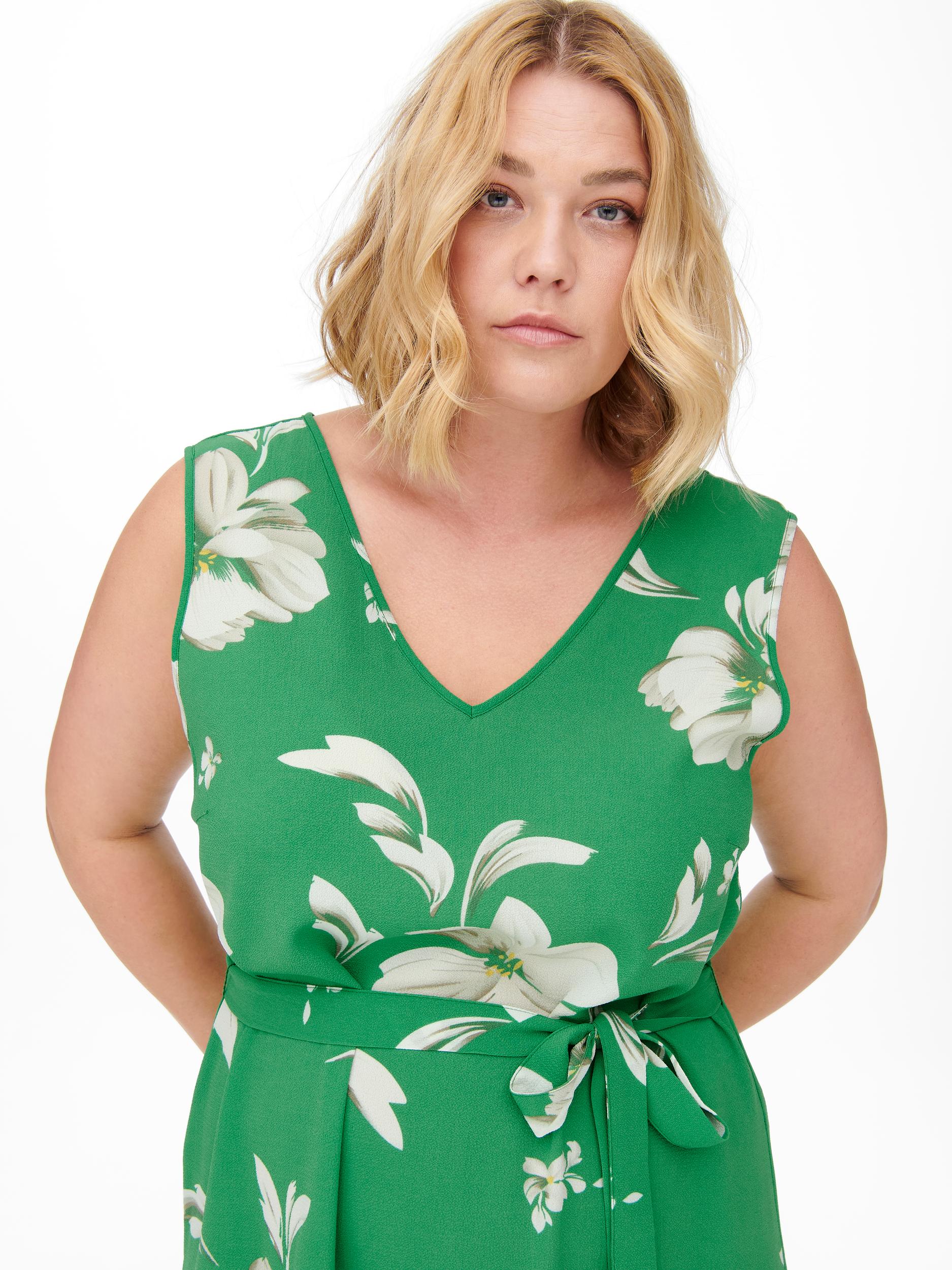 Carluxmille kjole fra Carmakoma-Pluspige