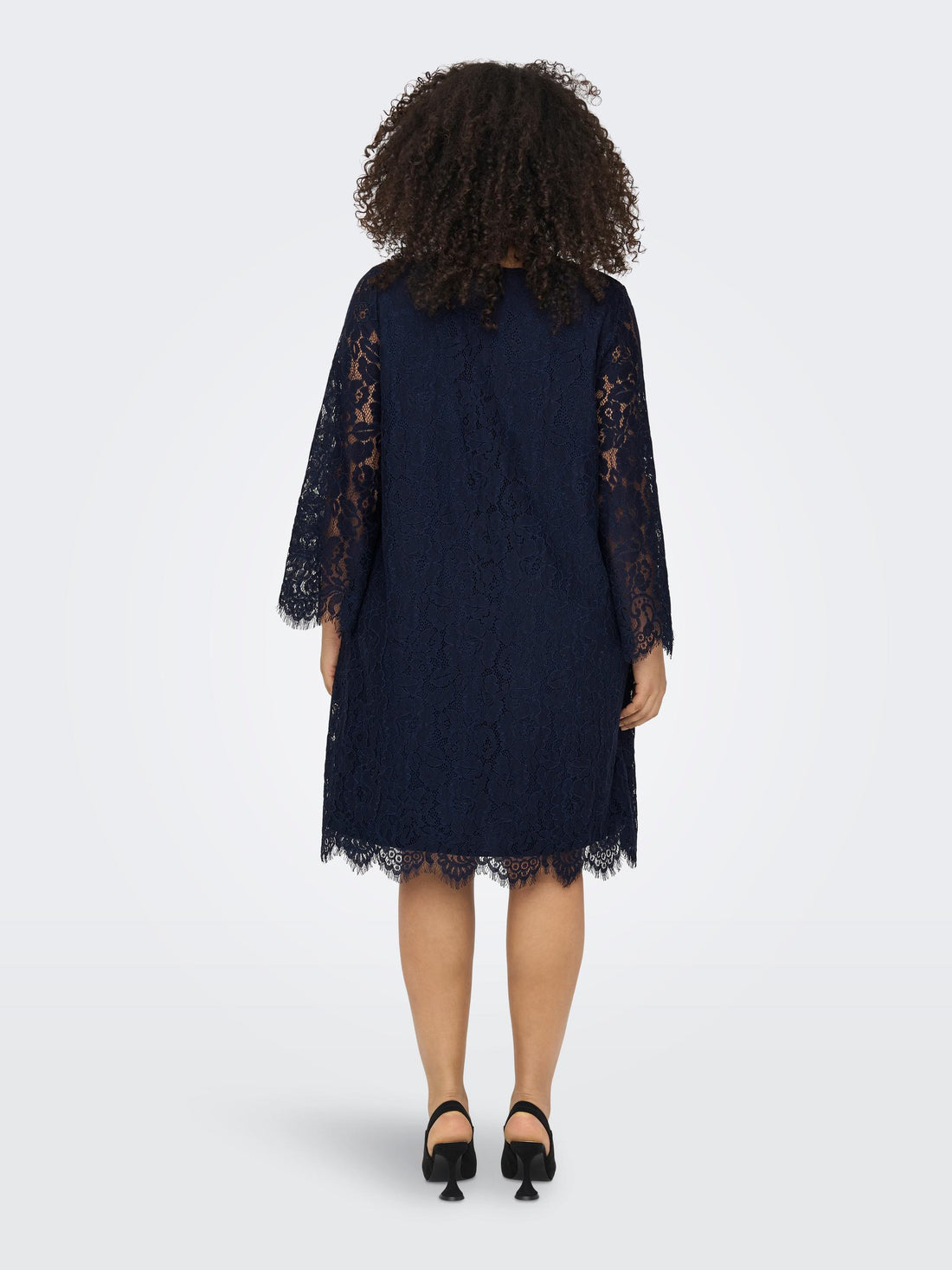 CarAdia 3/4 Lace Knee Dress